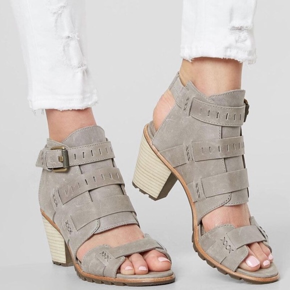 open toe sorel sandals